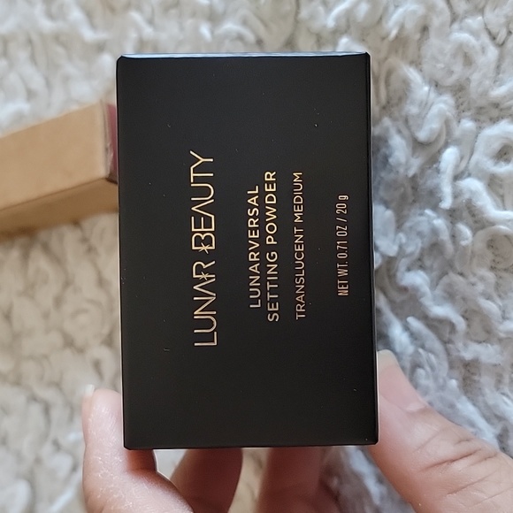 Makeup bundle - Picture 4 of 7